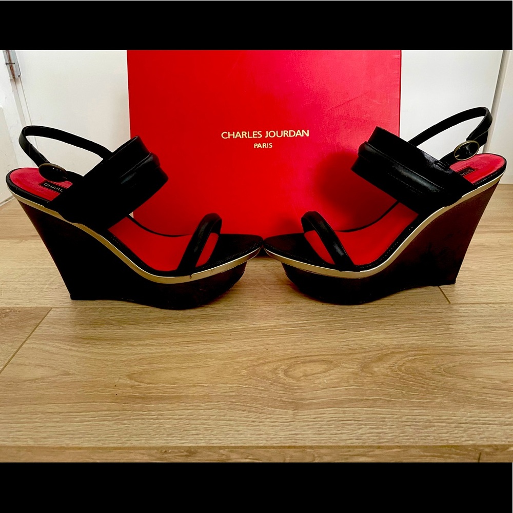 Charles Jourdan Black Platform Sandals